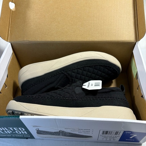 Staheekum Womens Quilted Slip On Size 7 Black Shoe NEW - Picture 5 of 6